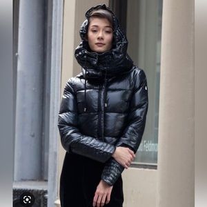 Snowman puffer jacket unique with removable sleeves Womens medium  NWT